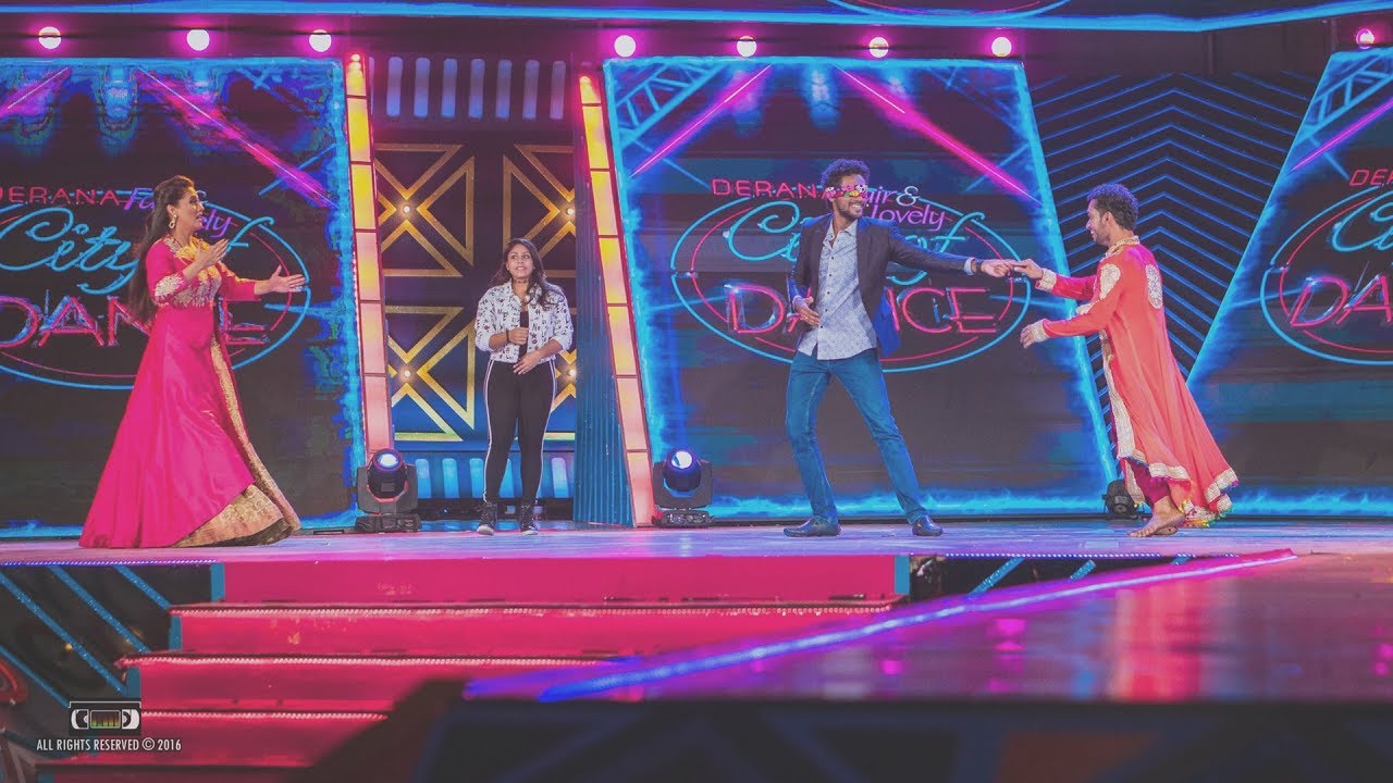 සජිත ඇස් වහාගෙන නැටුවේ කාත් එක්කද.? || Island Stompers