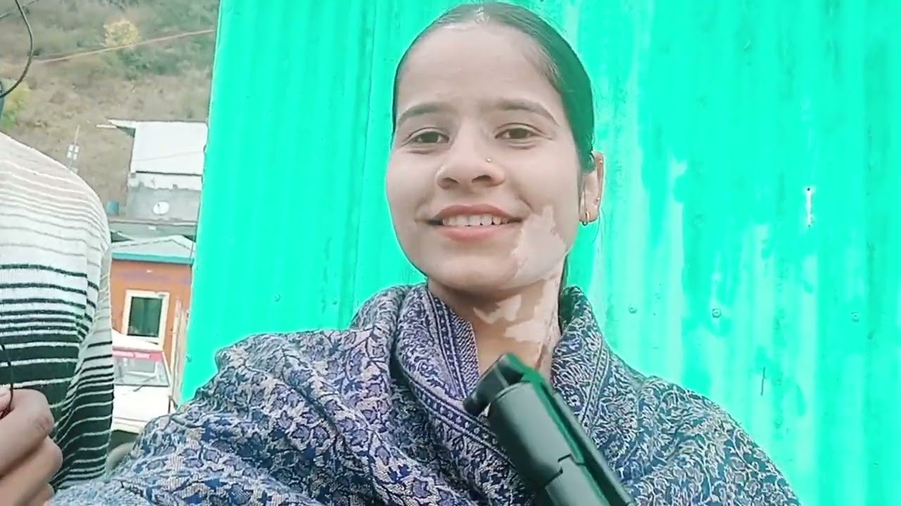 आज आई हूं मैं अपने मामा जी के घर और मुझे यहां आकर खुशी हो रही है।😇