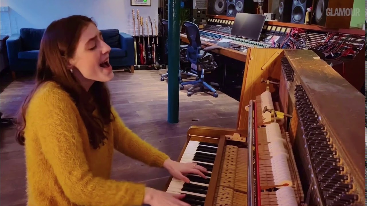 Second Hand News- Birdy (Woman Of The Year 2021)