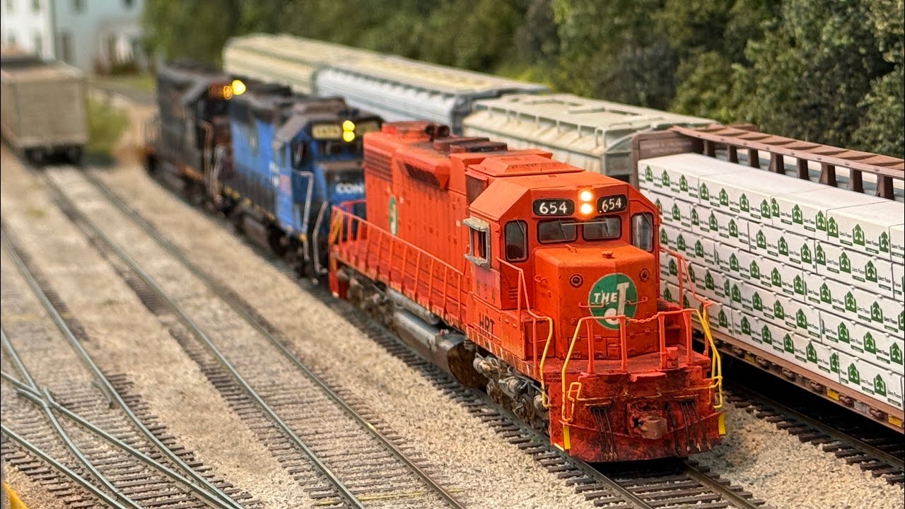 The Hartwell Railroad in HO Scale - Part I