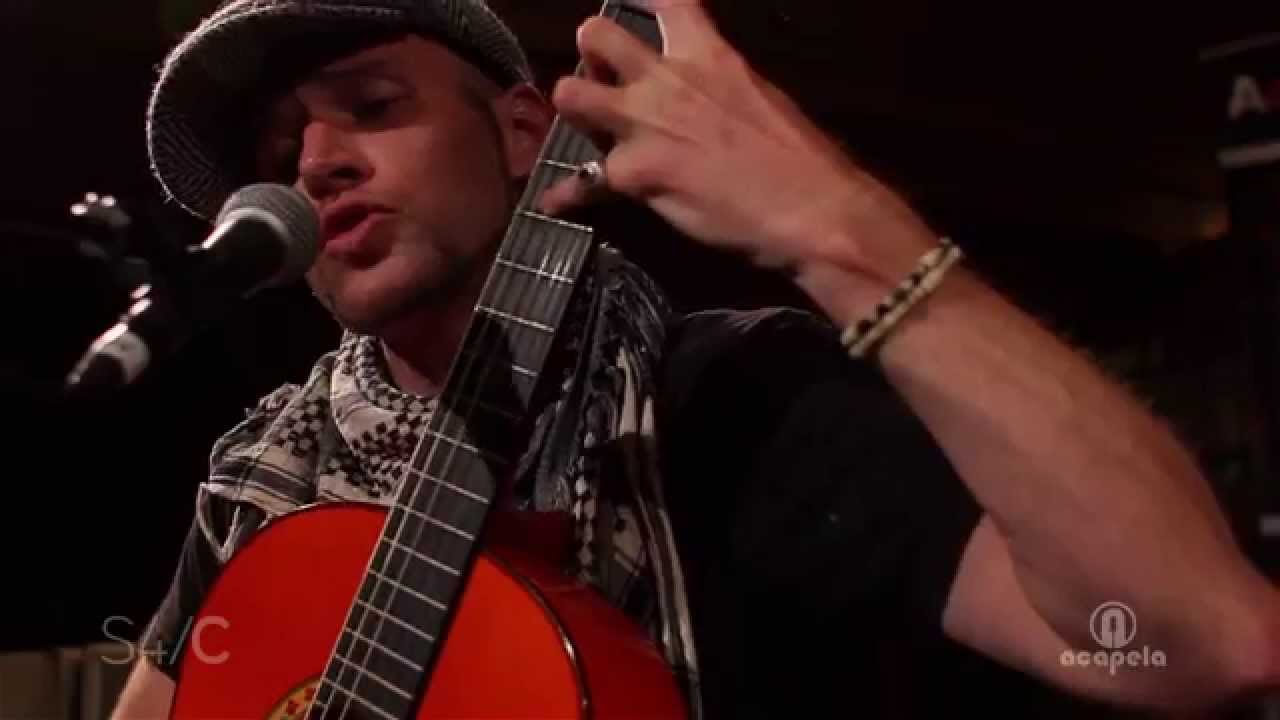 Aron Elias - Ave Maria (Live at Acapela Studio)
