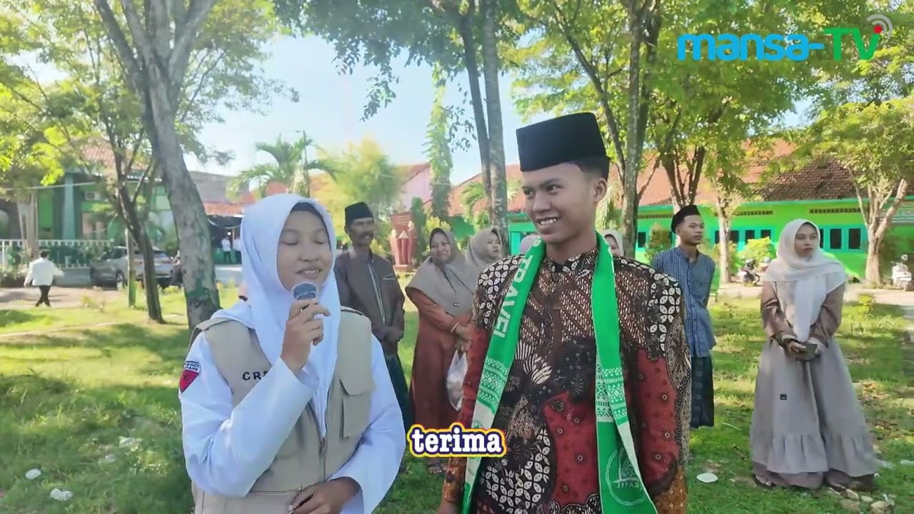 Keberangkatan Ibadah Umroh, Kepala Kankemenag Kab. Sampang beserta Istri dan para pemenang doorprize
