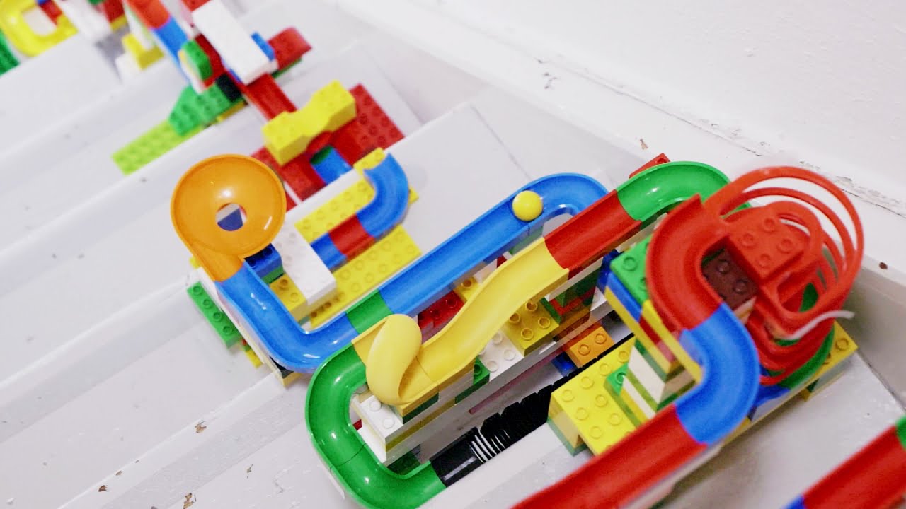 Building a Lego Duplo compatible marble run down stairs Challenge #Hubelino #marblerun  #legoduplo