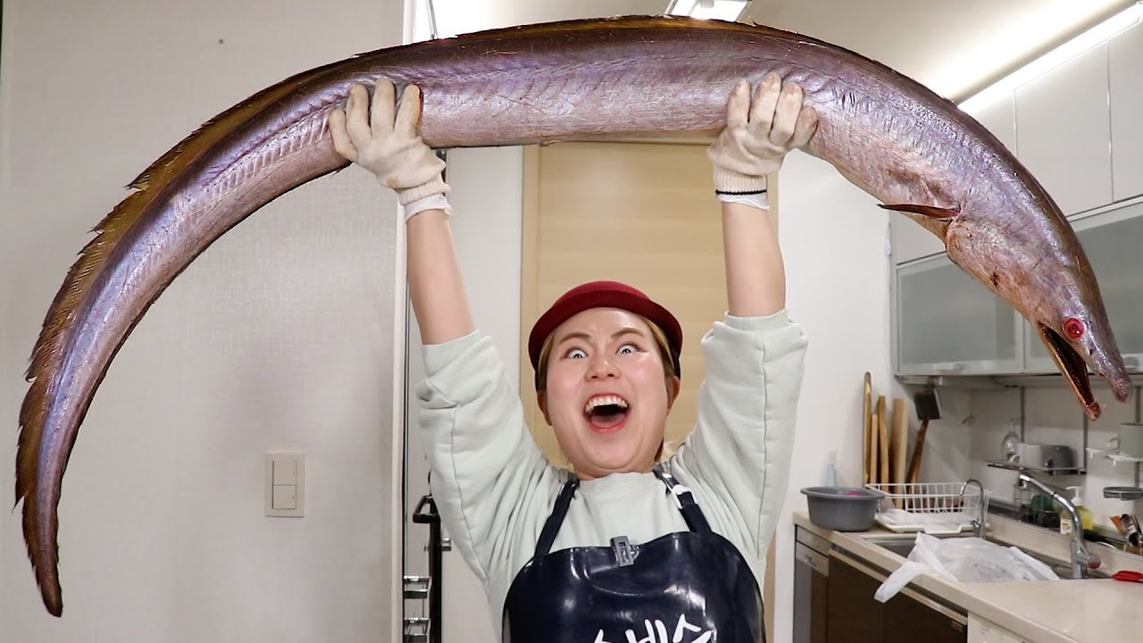 사상 최대로 긴 11kg 대왕 갯장어를 해체해보자!!!!!!The Longest Pike Eel I&rsquo;ve Ever Seen&hellip; Time to Fillet It! 😳🐟