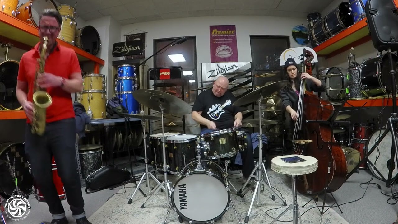 David Throckmorton Trio - Round Midnight