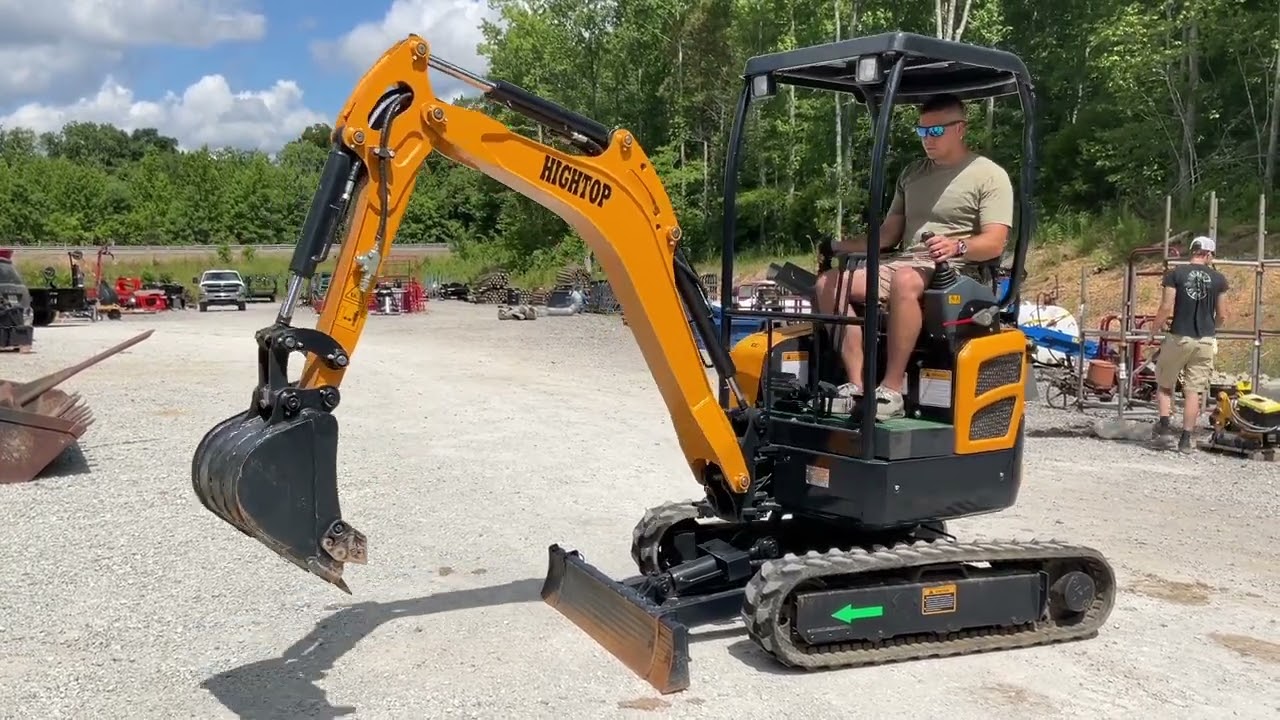 Hightop HT20 Excavator Lot 2