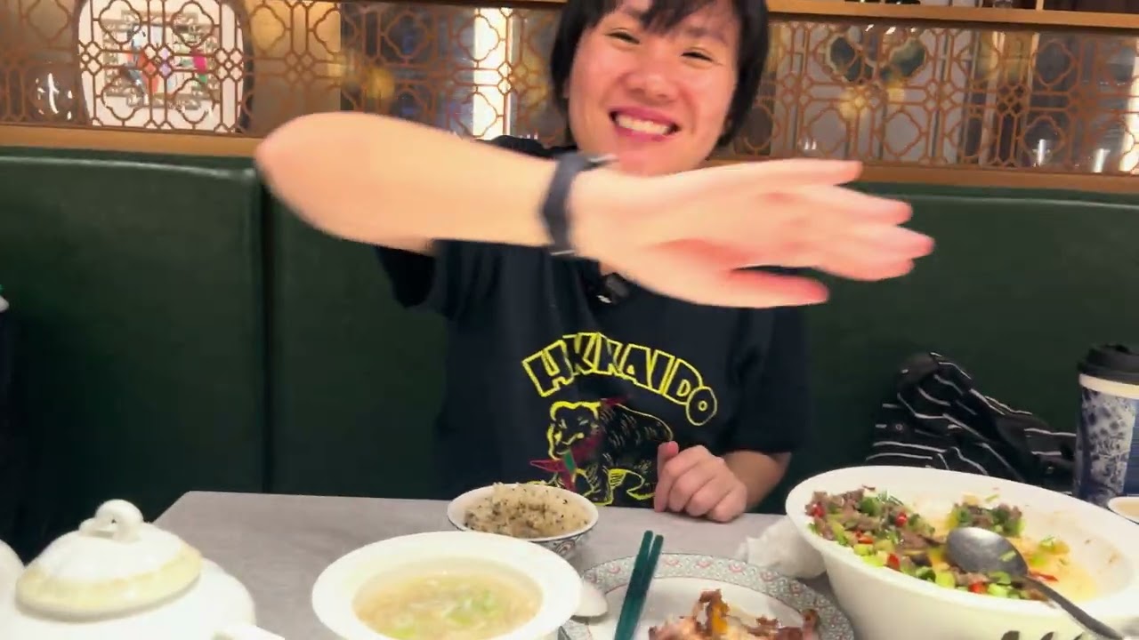 30分鐘後免費送俾你食 90年代嘅炸乳鴿 《大鴿飯》飯焦  小炒黃牛肉￼ 福田星河Coco Park￼￼