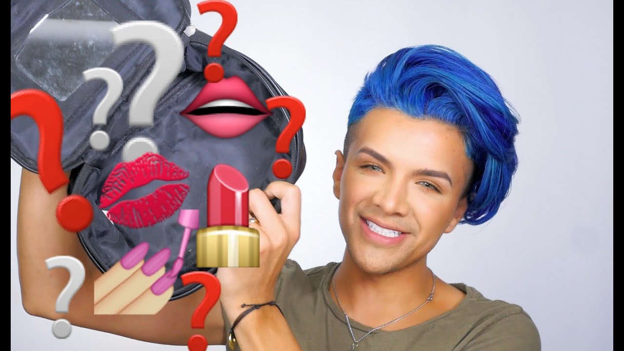 Whats In My Makeup Bag | Gabriel Zamora