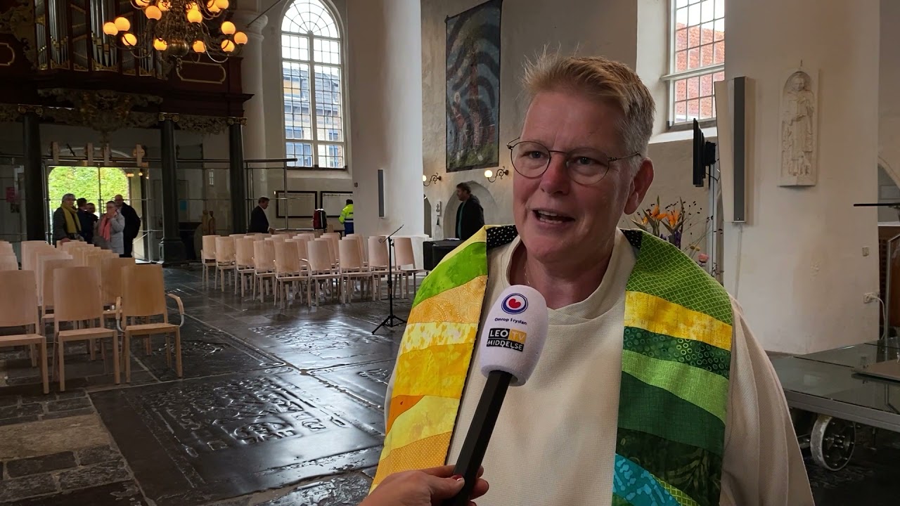 Aftrap Roze Zaterdag: “Daar waar liefde is tussen mensen, daar is God”