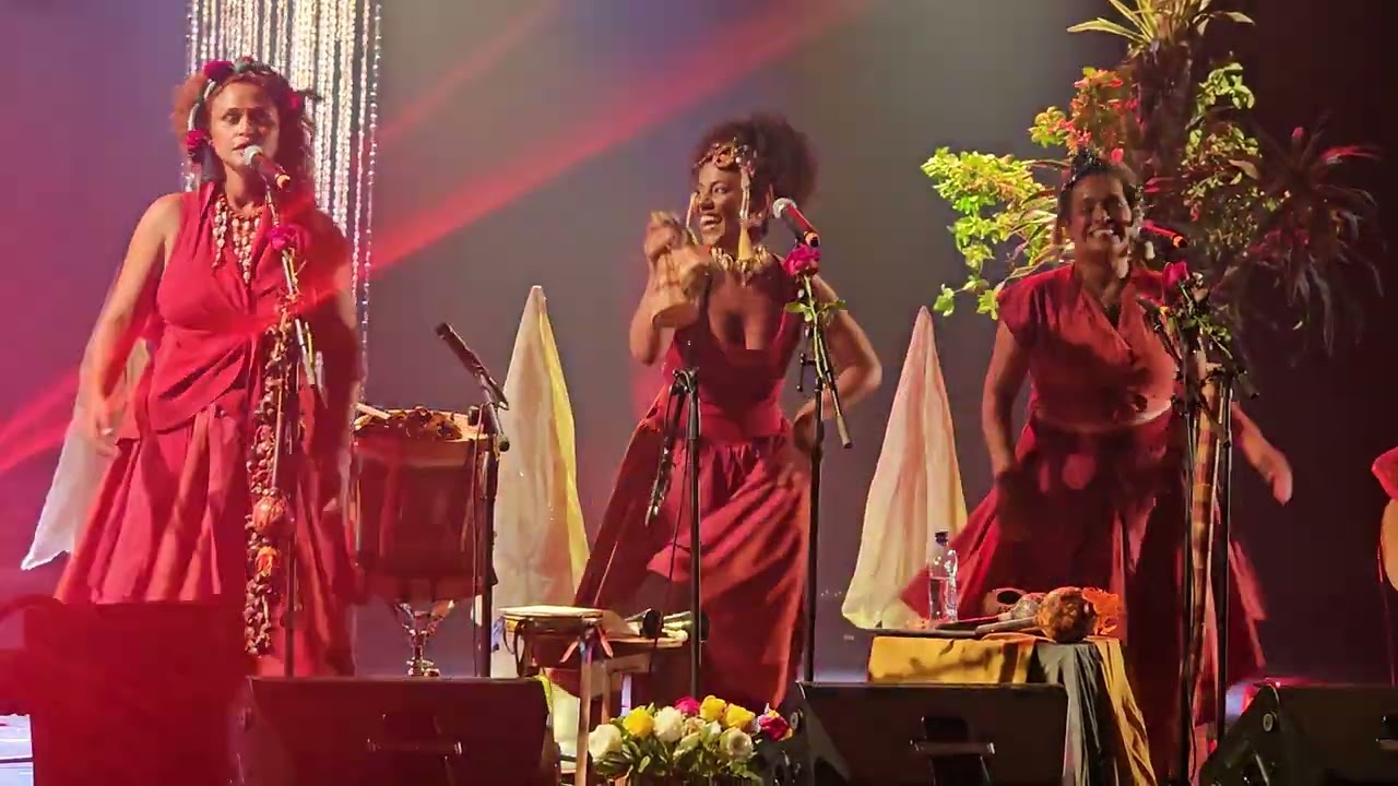 Clarianas - Deixa a Gira Girar  no Sesc Belenzinho 