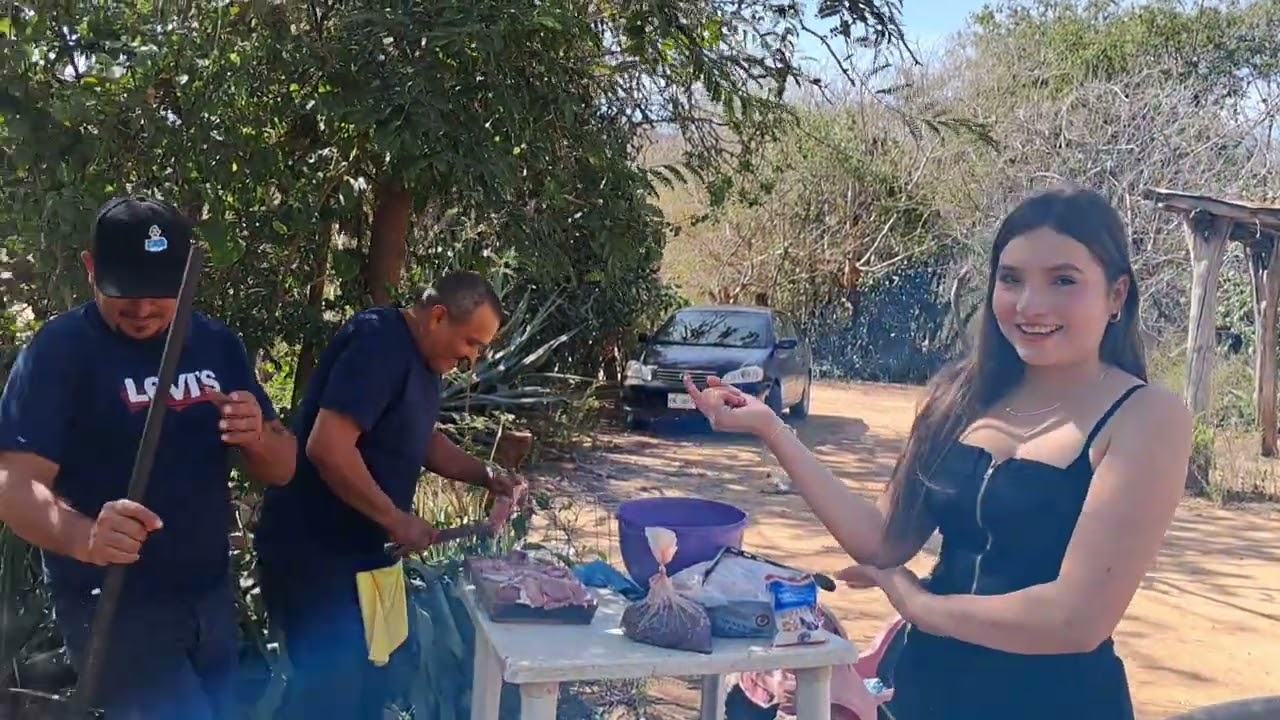 Una bonita sorpresa para el gordo de su dia gracias a mi compadre chino y mi comadre mirian 🎊🥰
