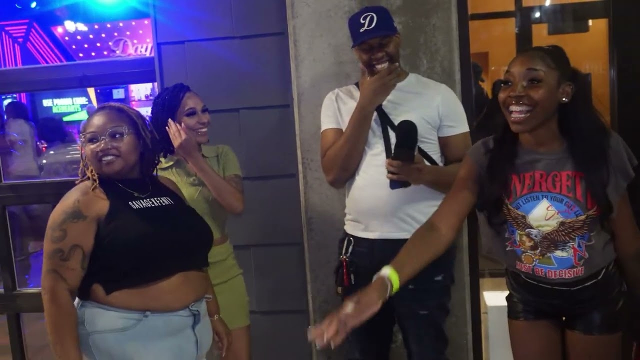 Caught her BF cheating 50k to keep quiet?
