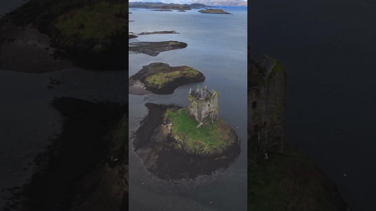 Favorite castle in Scotland 🏴󠁧󠁢󠁳󠁣󠁴󠁿 #scotland #castle #drone #travel #photography #cinematic