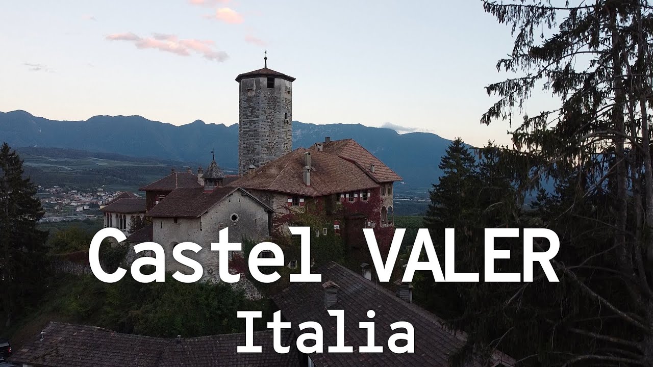 Castel VALER, Trentino, Italia. DJI Mavic Mini drone flight.