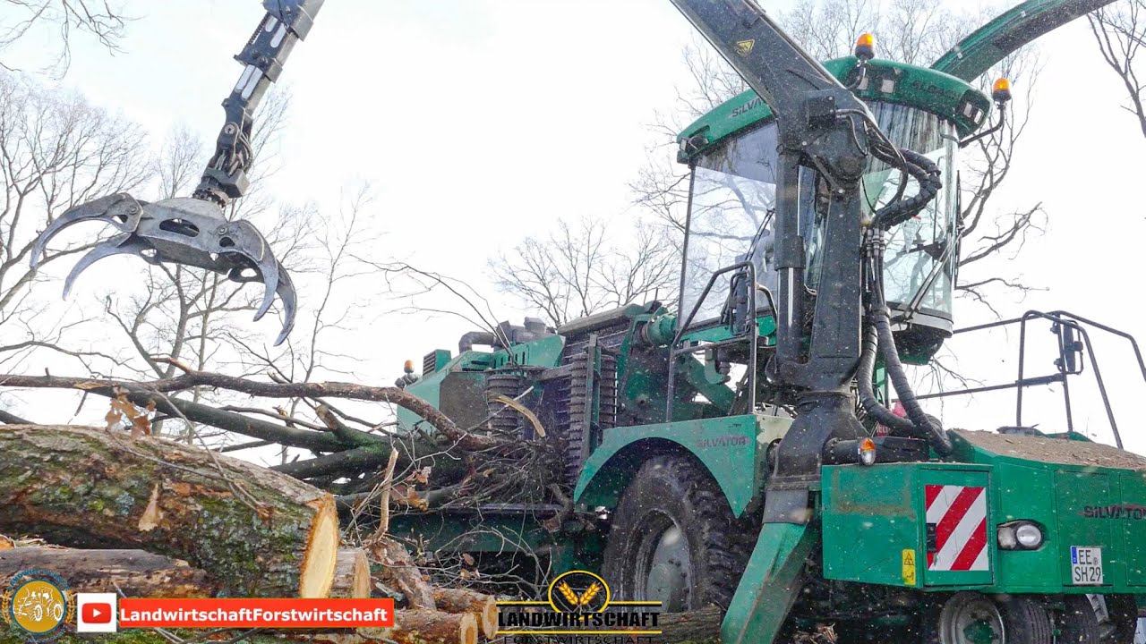 Hochleistungshäcksler Albach Silvator 2000 mit 612 PS, & V8 Energieholz häckseln Gehölzpflege 2021