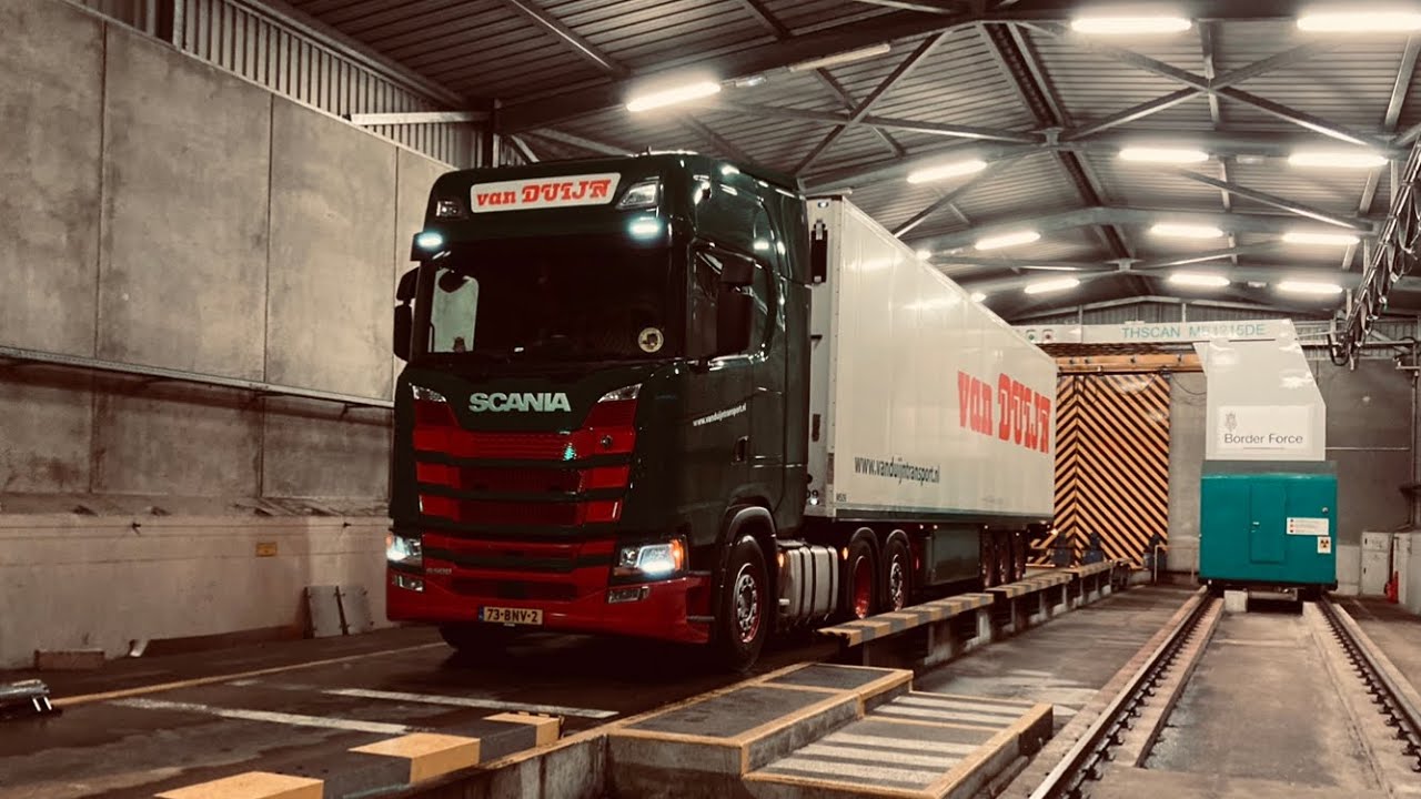 De Lier - 🇬🇧London - Harwich. Van Duijn Transport. Scania S500 UK Trucking