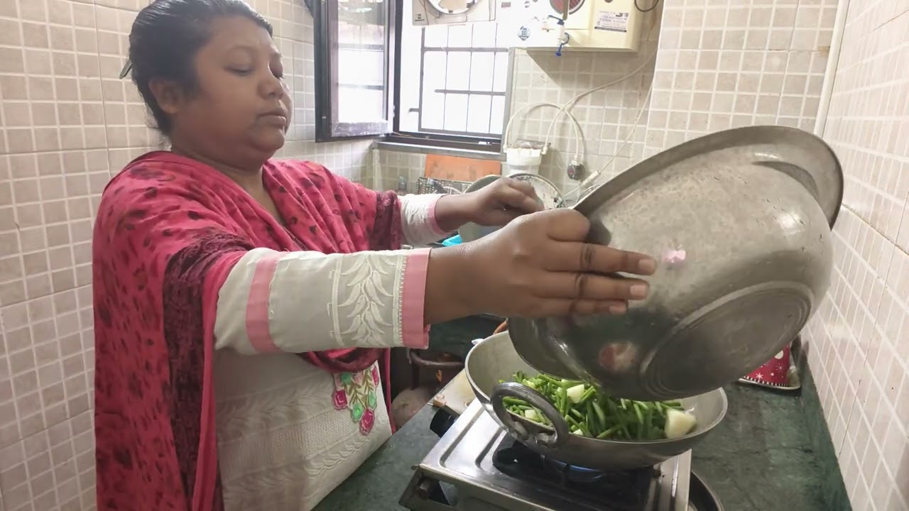 कोमल कोमल सजना फली की स्वादिष्ट सब्जी 