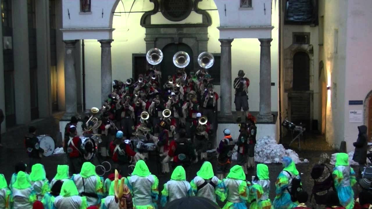 Guggenmusik Pampers - Holiday