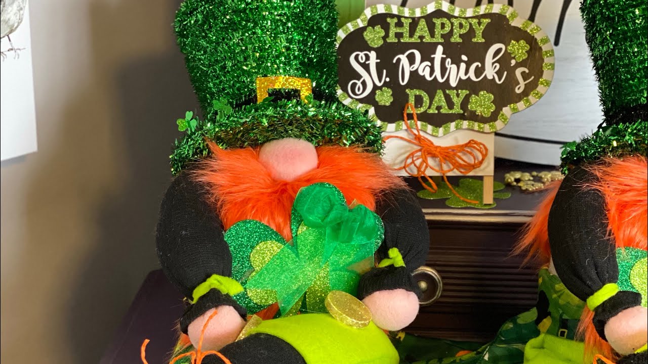 Meet Lucky, our “Big Leprechaun Gnome. He’s a fun and easy DIY Gnome!