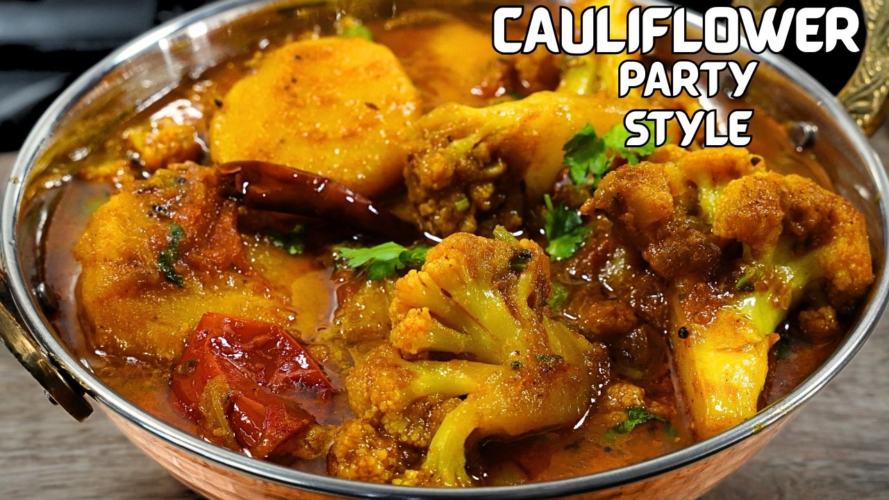 Turn Cauliflower Into This Amazingly Delicious Curry | Aloo Phulkopir Tarkari | Aloo Gobi 