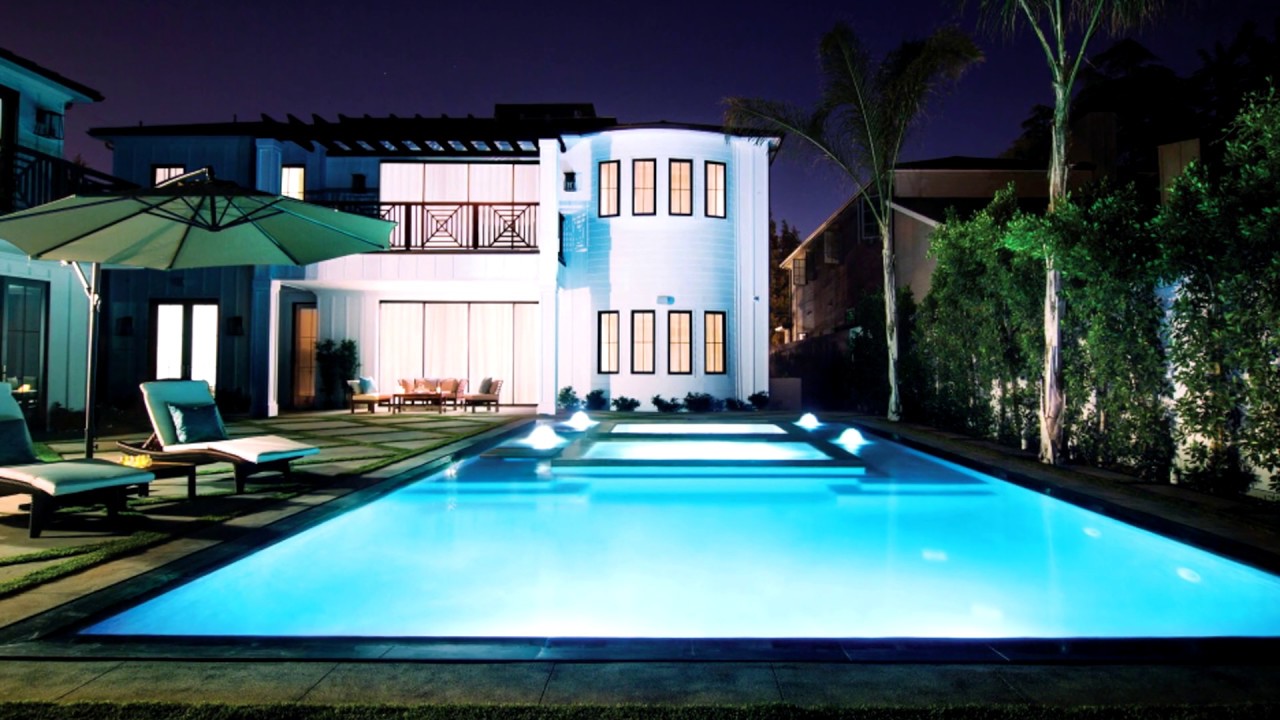 Swimming Pool Light Design - LED vs. Incandescent