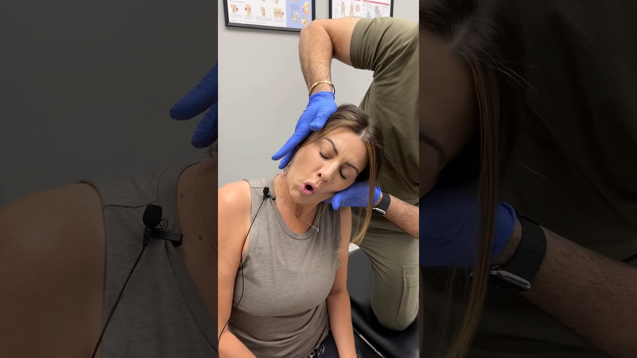 She&rsquo;s been suffering with shoulder blade pain for YEARS! 😱 #kingofcracks #chiropractor