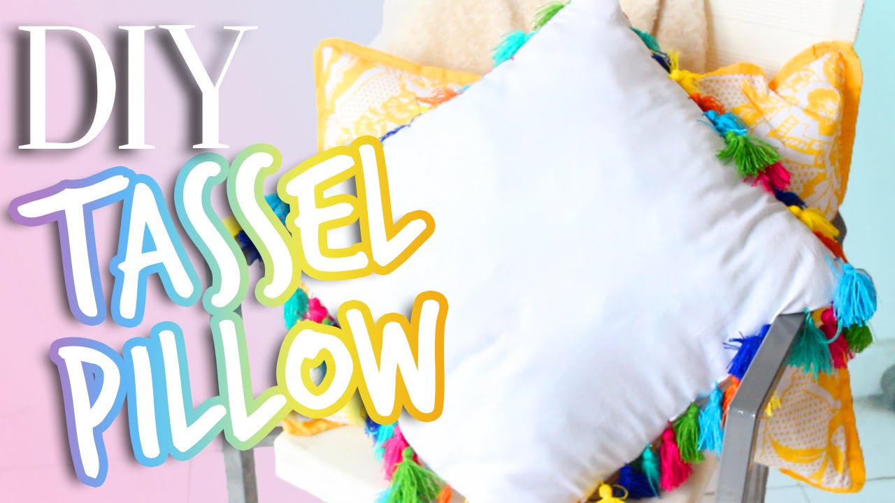 DIY Room Decor: Anthropologie Tassel Pillow