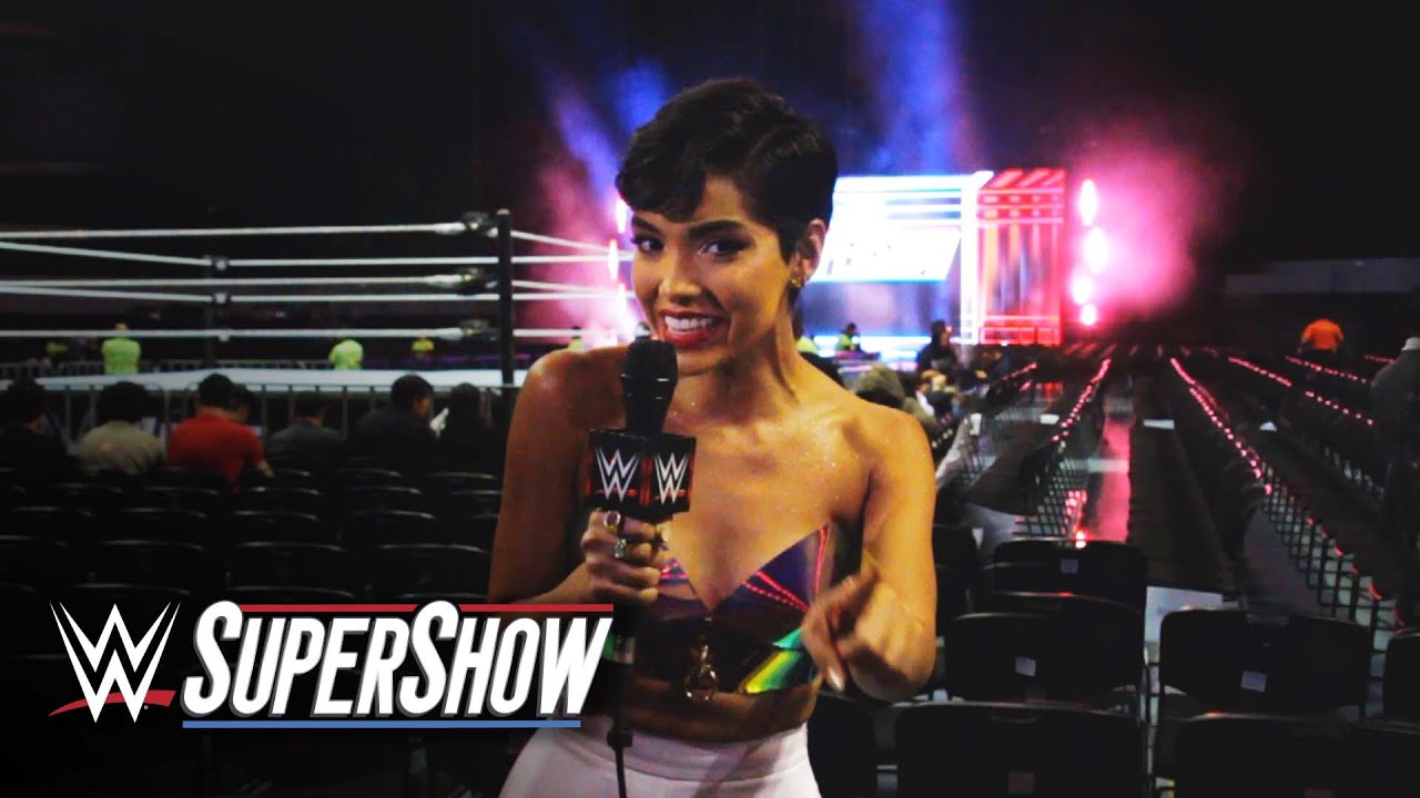 Andrea Bazarte en el WWE SuperShow M&eacute;xico: WWE SuperShow Mexico, Jul 30, 2023