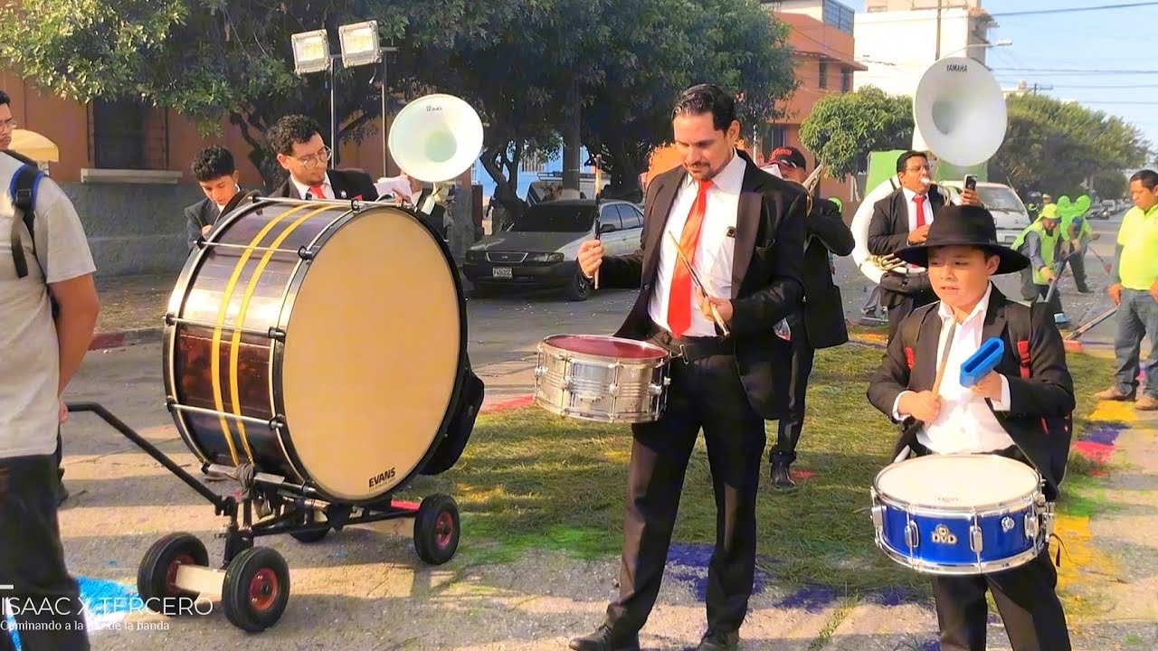 𝗖𝗼𝗹𝗼𝗻𝗶𝗮 𝗠𝗼𝗻𝘁𝗲𝗿𝗲𝗮𝗹 (cumbia) - A la par de la banda del maestro Willver Hernández enero 2026 