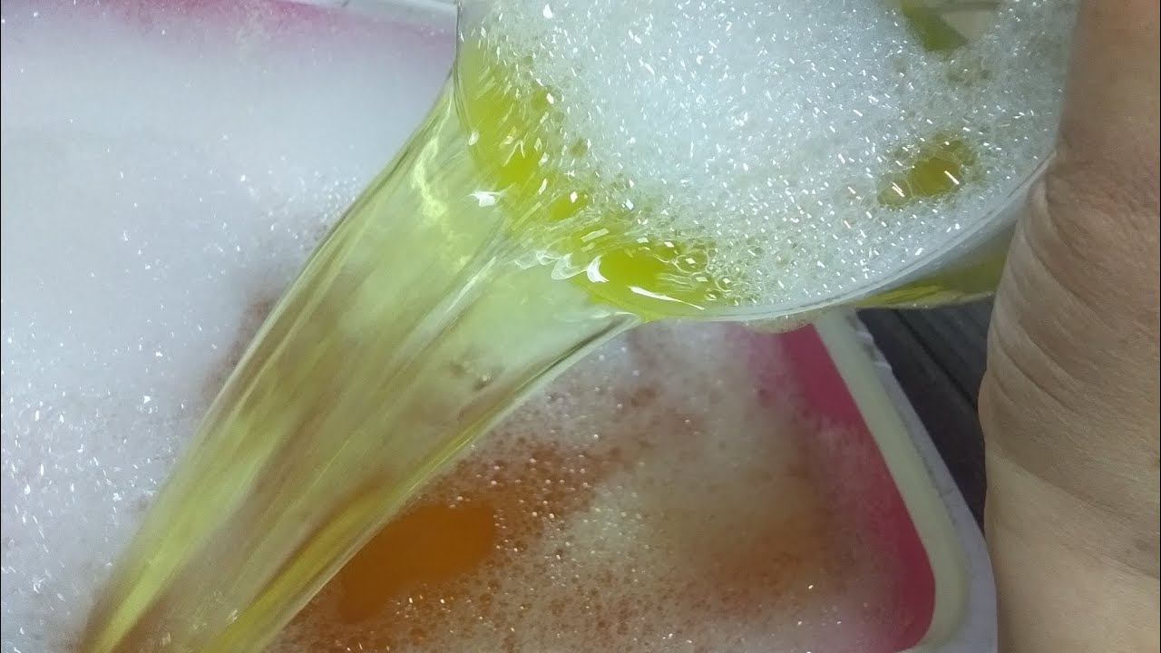 لو معاكى 24  جنيه تعالى نعمل 8لتر صابون سائل