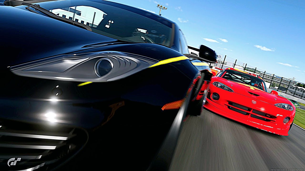 Lightning Mcqueen And Lewis Hamilton Head To Head At Suzuka Circuit