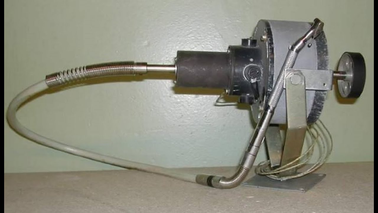 Гравер из старого магнитофона.