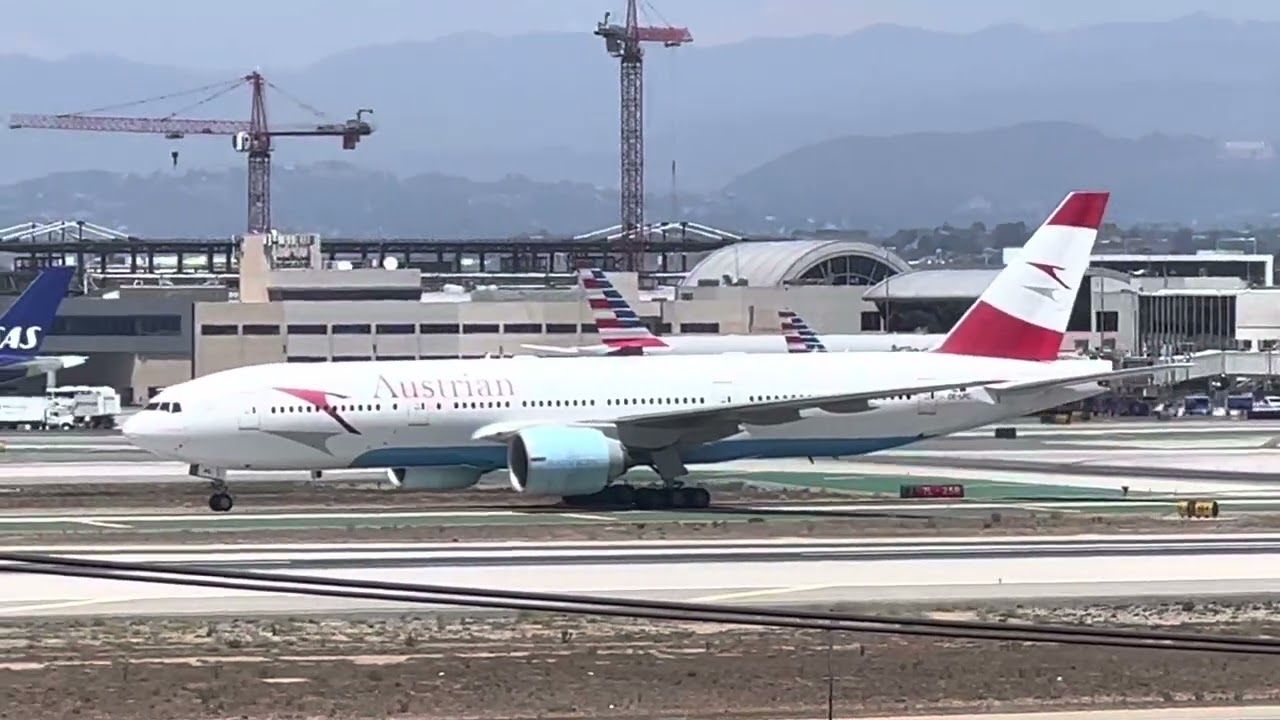 AUSTRIAN AIRLINES🇦🇹FLIGHT OS81 VIE-LAX Boeing 777-279(ER)  TAXI @ LOS ANGELES INTL AIRPORT