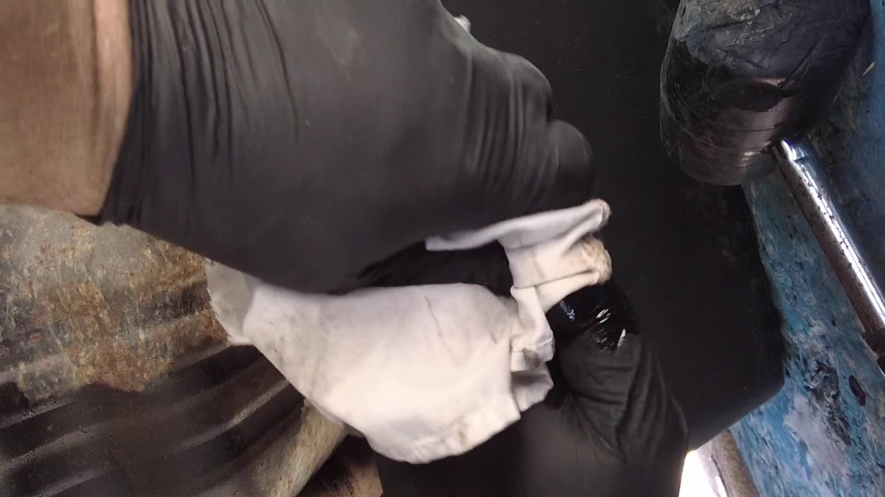 Toyota Coaster Oil Change 