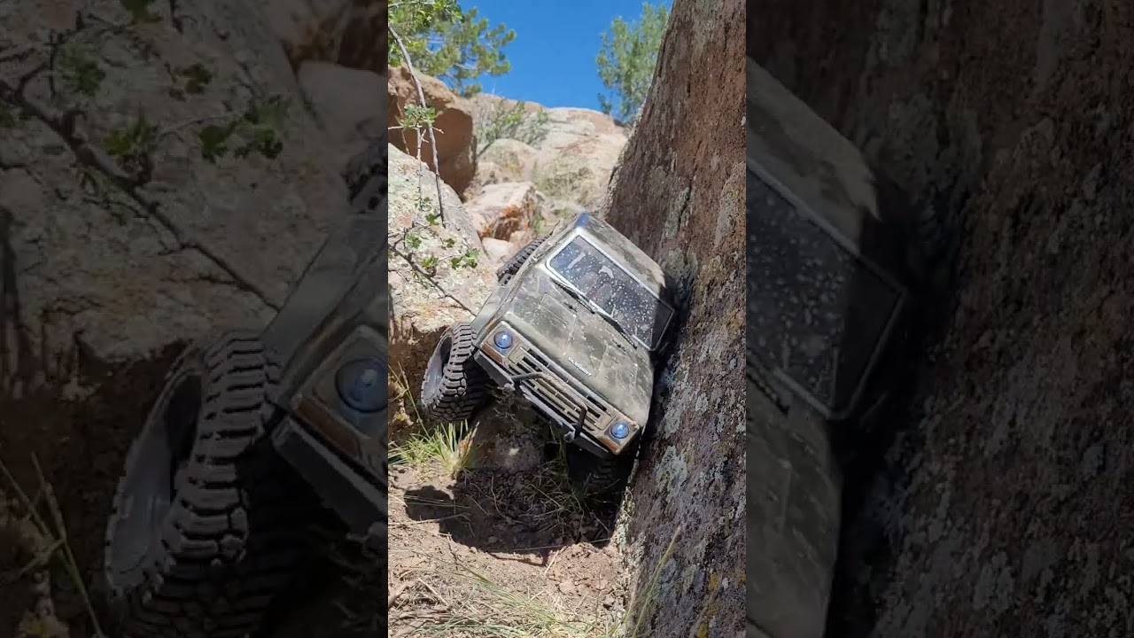 Solo testing the Element Enduro Sendero 