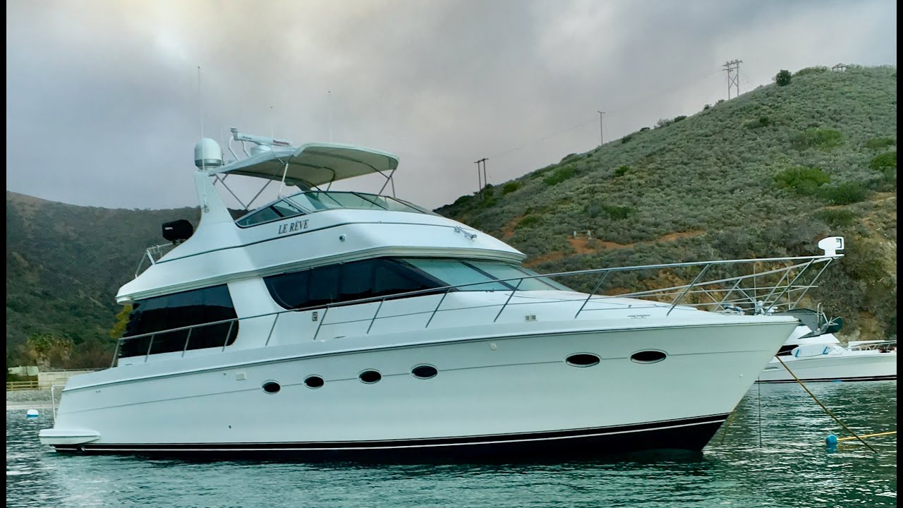 1999 Carver 530 Voyager Pilothouse Boats for sale in Newport Beach California By Ian Van Tuyl