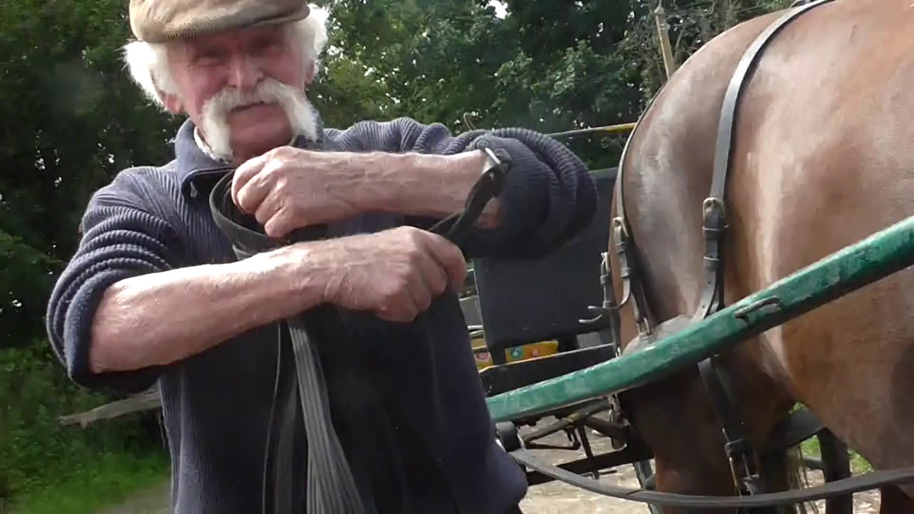 Charabañ Jean Bernard ha kazeg Jo Derrien