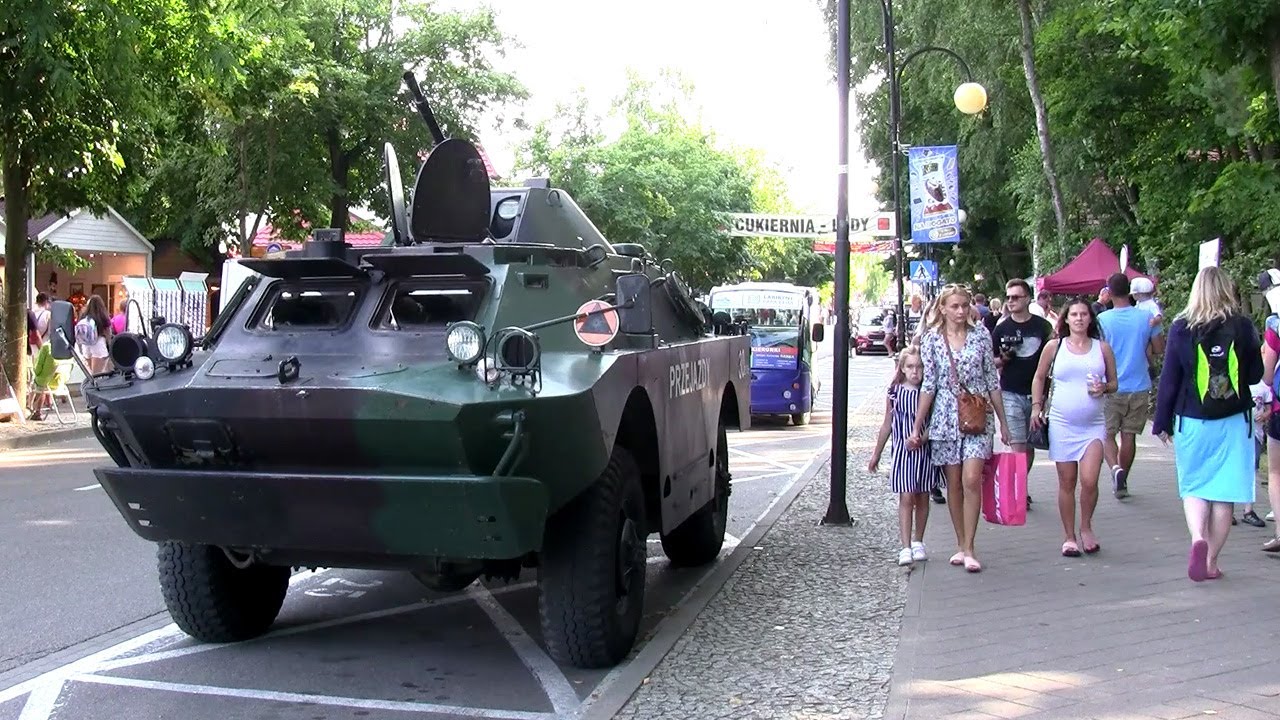 Łeba 2021 deptak i atrakcje 7-08-2021