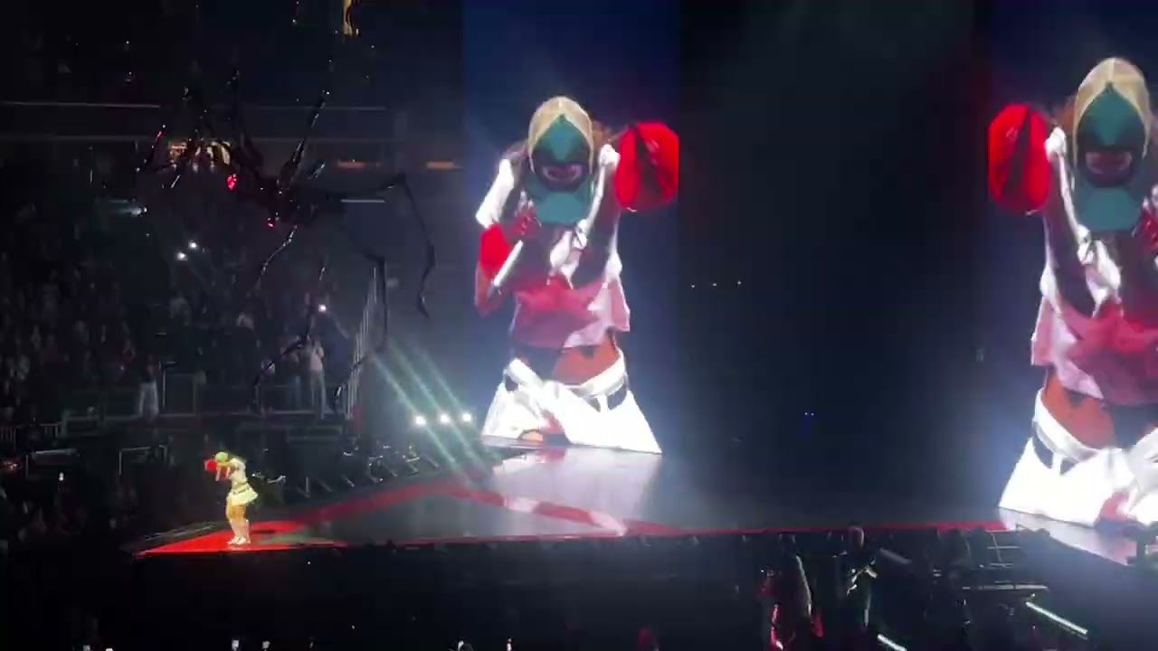 Doja Cat (Scarlet Tour) - Demons (Live) @ Cap 1 Arena, Washington, DC; Nov 27, 2023