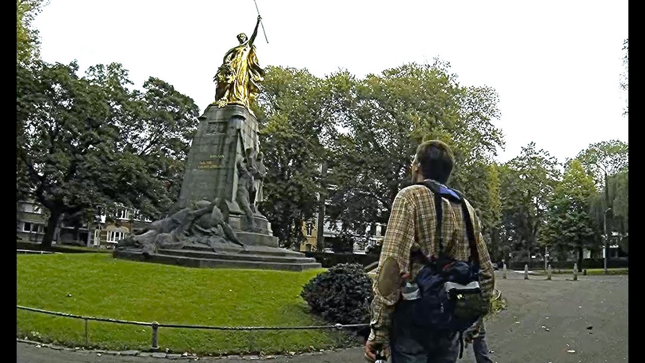 Walking  Kortrijk Belgium, A Relaxing way to Start the Day!