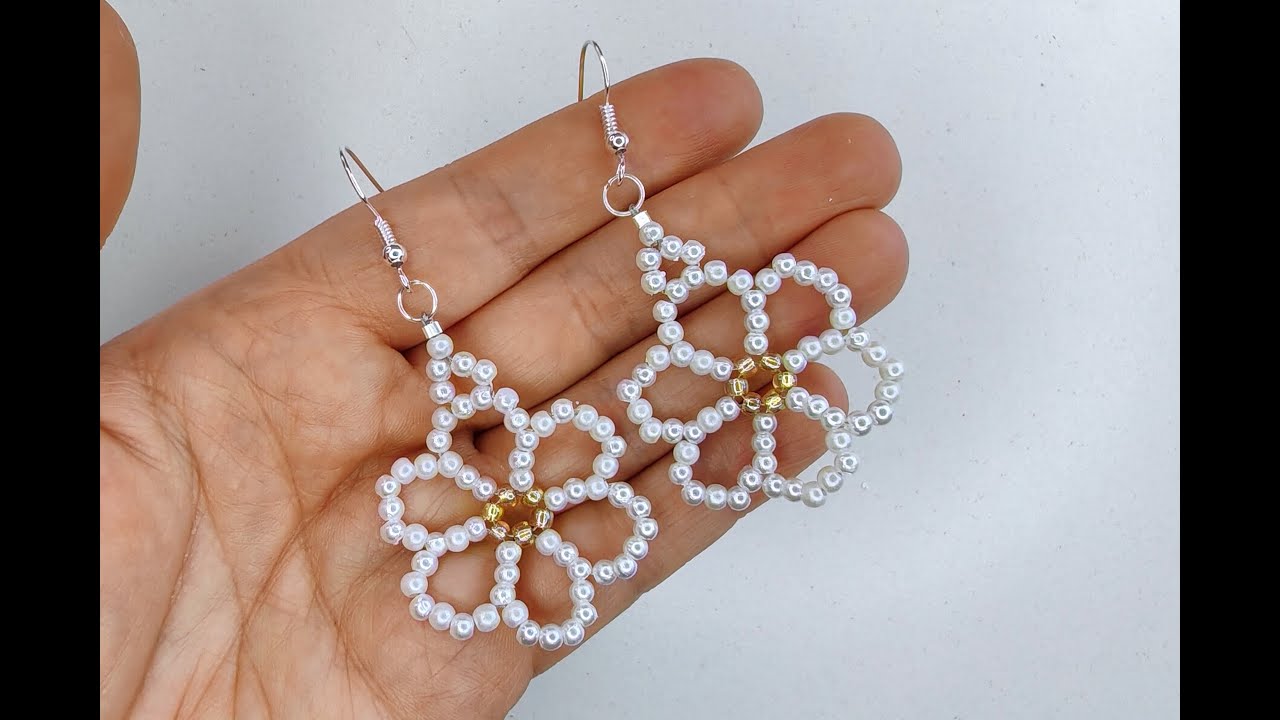 Aritos flores de perlas