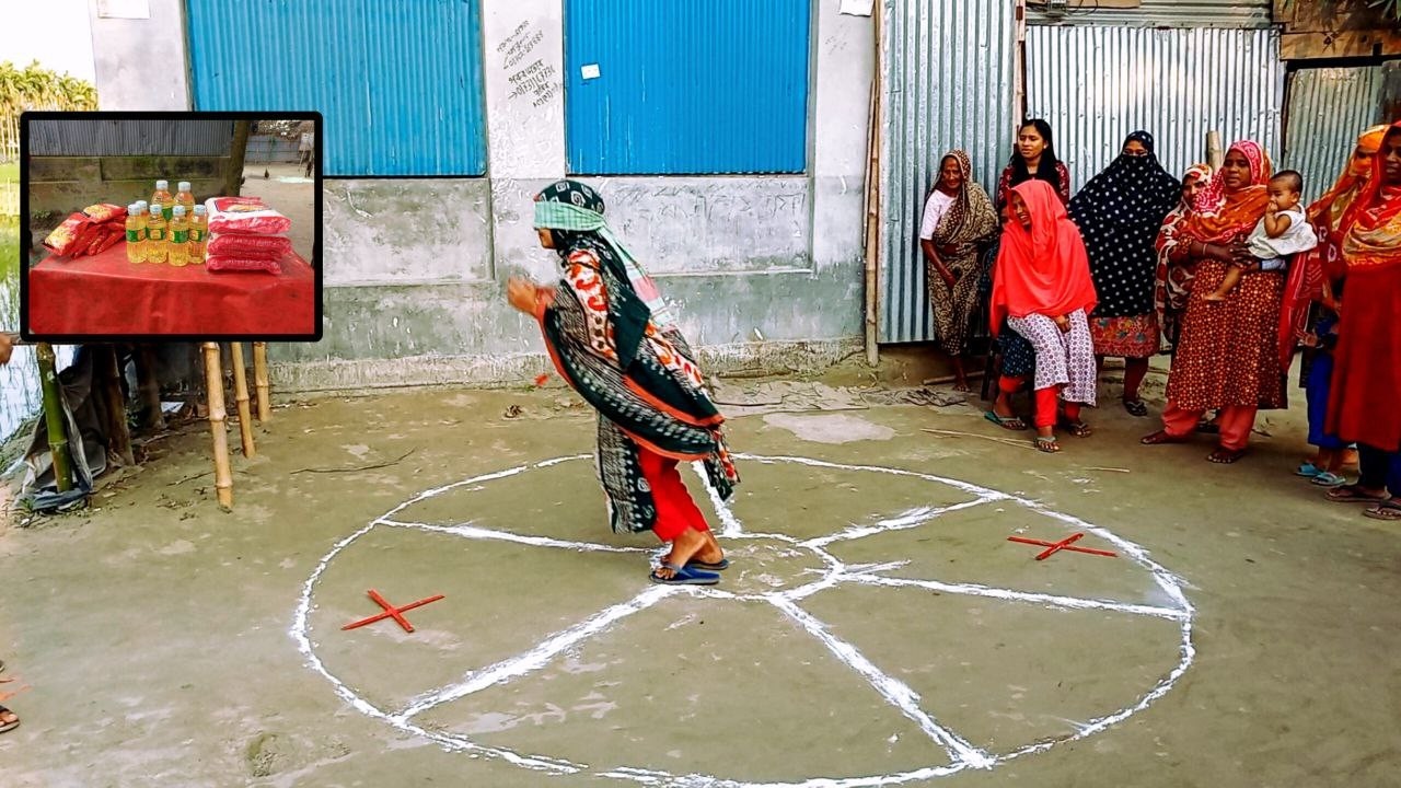 ঘুরতে ঘুরতে দিশেহারা!  শেষটা দেখলে হাসতে হাসতে পড়ে যাবেন | village game