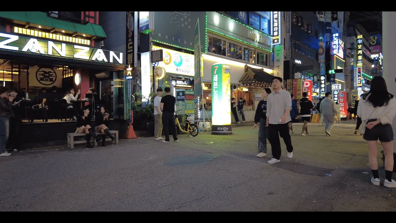 🇰🇷Suwon South Korea Walking Tour | Club Street Nightlife