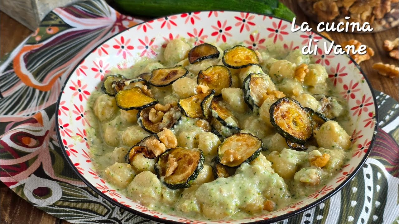Gnocchi gorgonzola zucchine e noci cremosi: ricetta facile e veloce