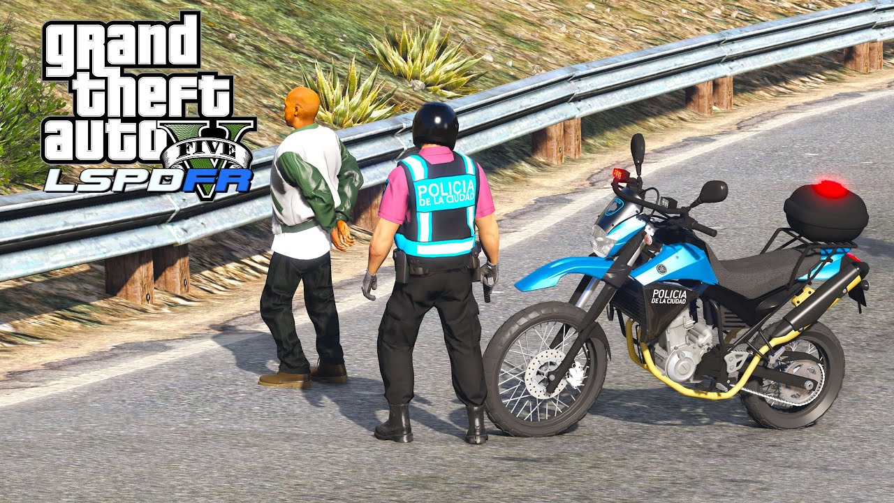 PERSECUCIÓN en MOTO por la CIUDAD | -  (LSPDFR #1105)