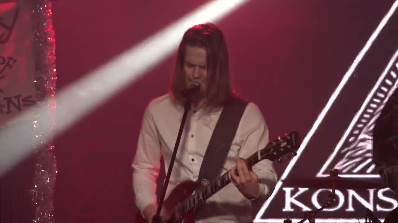 KÖNSPIRÄSY at the Xmas Jam