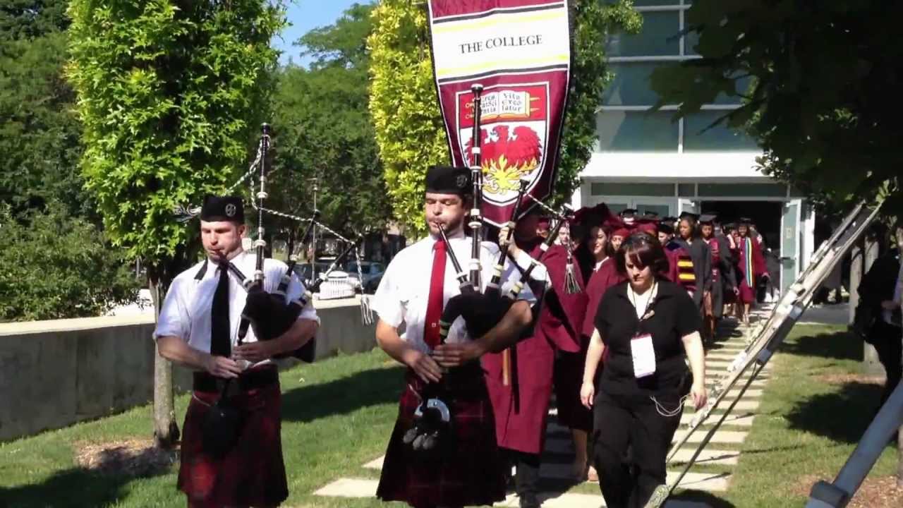 U Chicago Convocation 2012 Parade begins