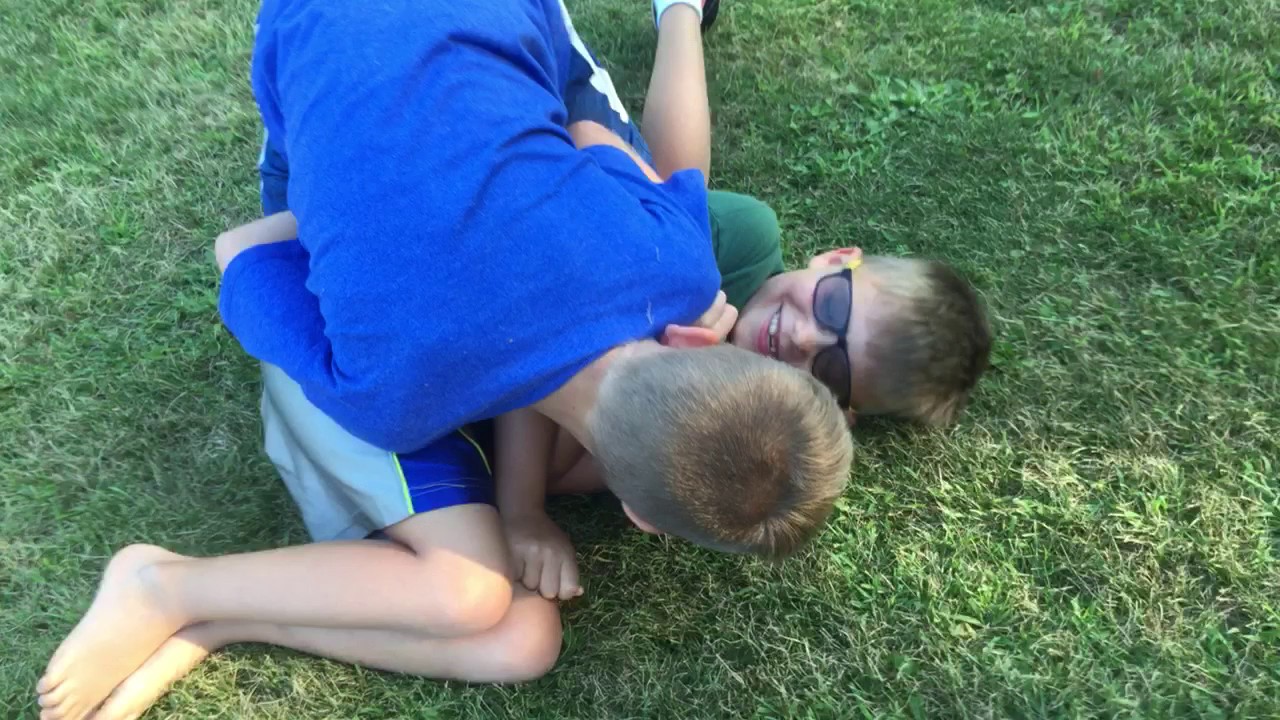 Boys Wrestling