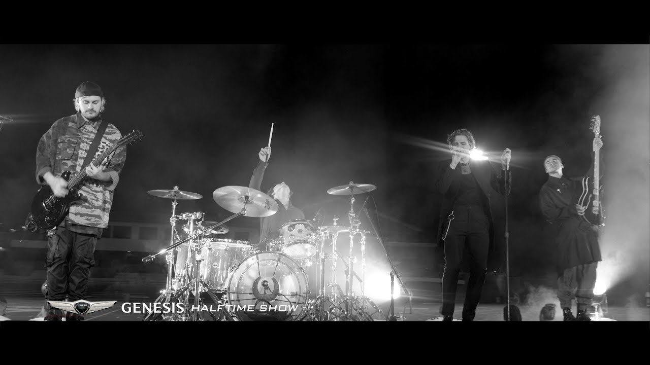 5 Seconds of Summer - Teeth (Live on ESPN's Monday Night Football Genesis Halftime Show)