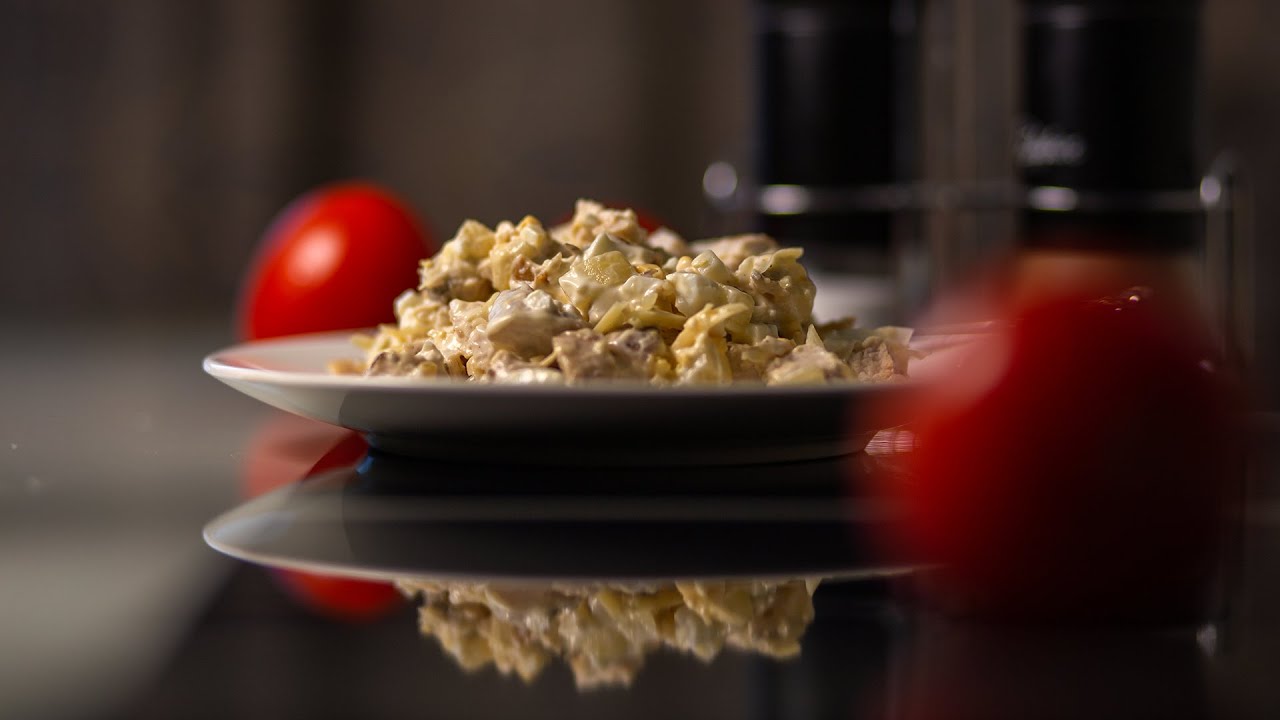Салат курица с ананасами